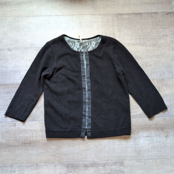 Free People Wool Blended knitted Lace Inside cardigan Black Sweater *No Buttons - Picture 1 of 8